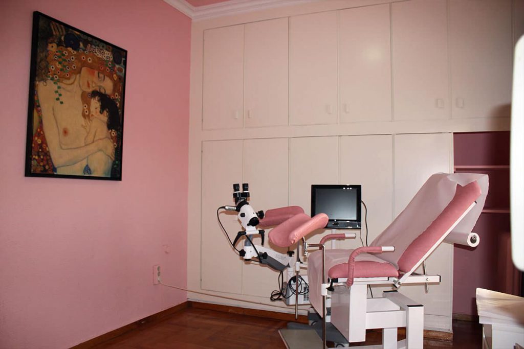 Ιωάννης Ιωαννίδης - MD, MSc Μαιευτήρας Χειρουργός Γυναικολόγος